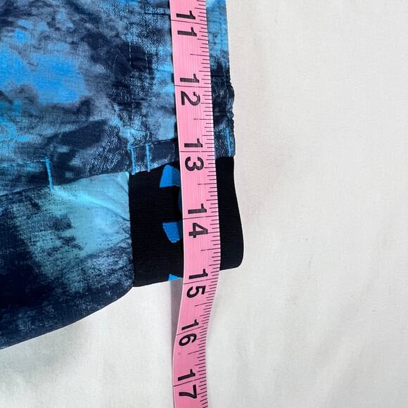 UNDER ARMOUR Men’s Shorts Medium Blue Black Tie Dye  Athletic Training Gym NWT - Picture 3 of 9